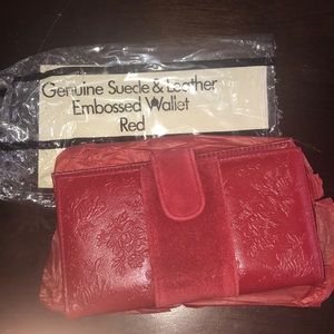 Avon NEW Vintage 1991 Red Wallet Suede and Floral Embossed Design NOS